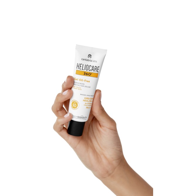 copy of HELIOCARE SPRAY SPF50 (E,GB,P,F)