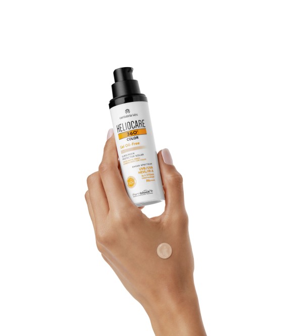 copy of HELIOCARE SPRAY SPF50 (E,GB,P,F)