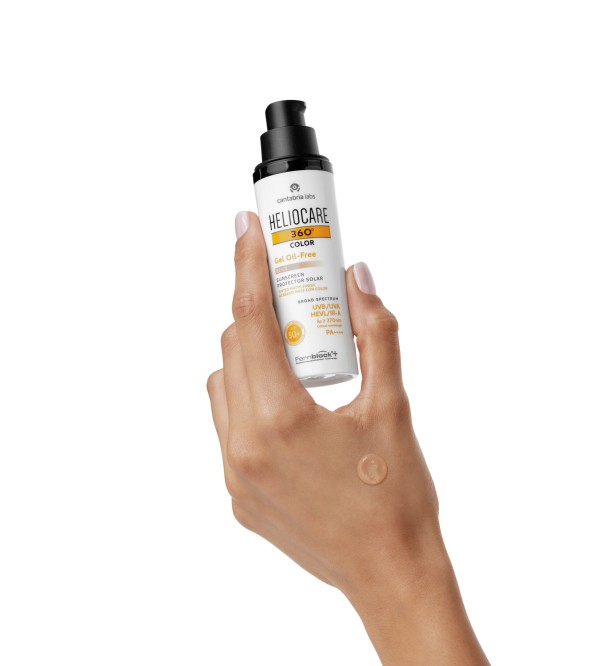 copy of HELIOCARE SPRAY SPF50 (E,GB,P,F)